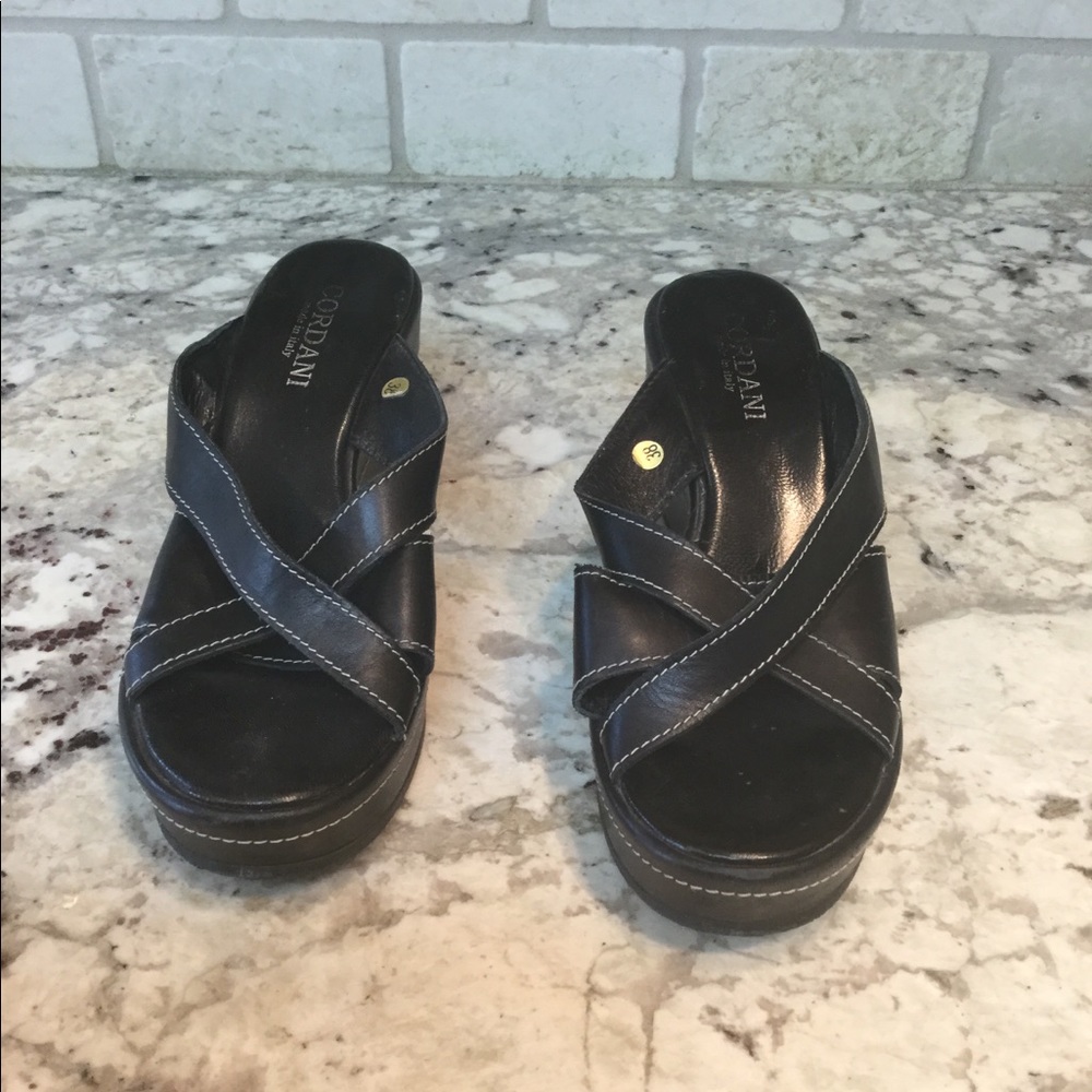 Cordani wedges. Made in Italy.